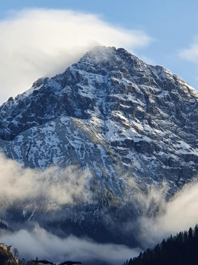 Ferienwohnung Tiroler Auszeit & Whirlpool Hofen ภายนอก รูปภาพ