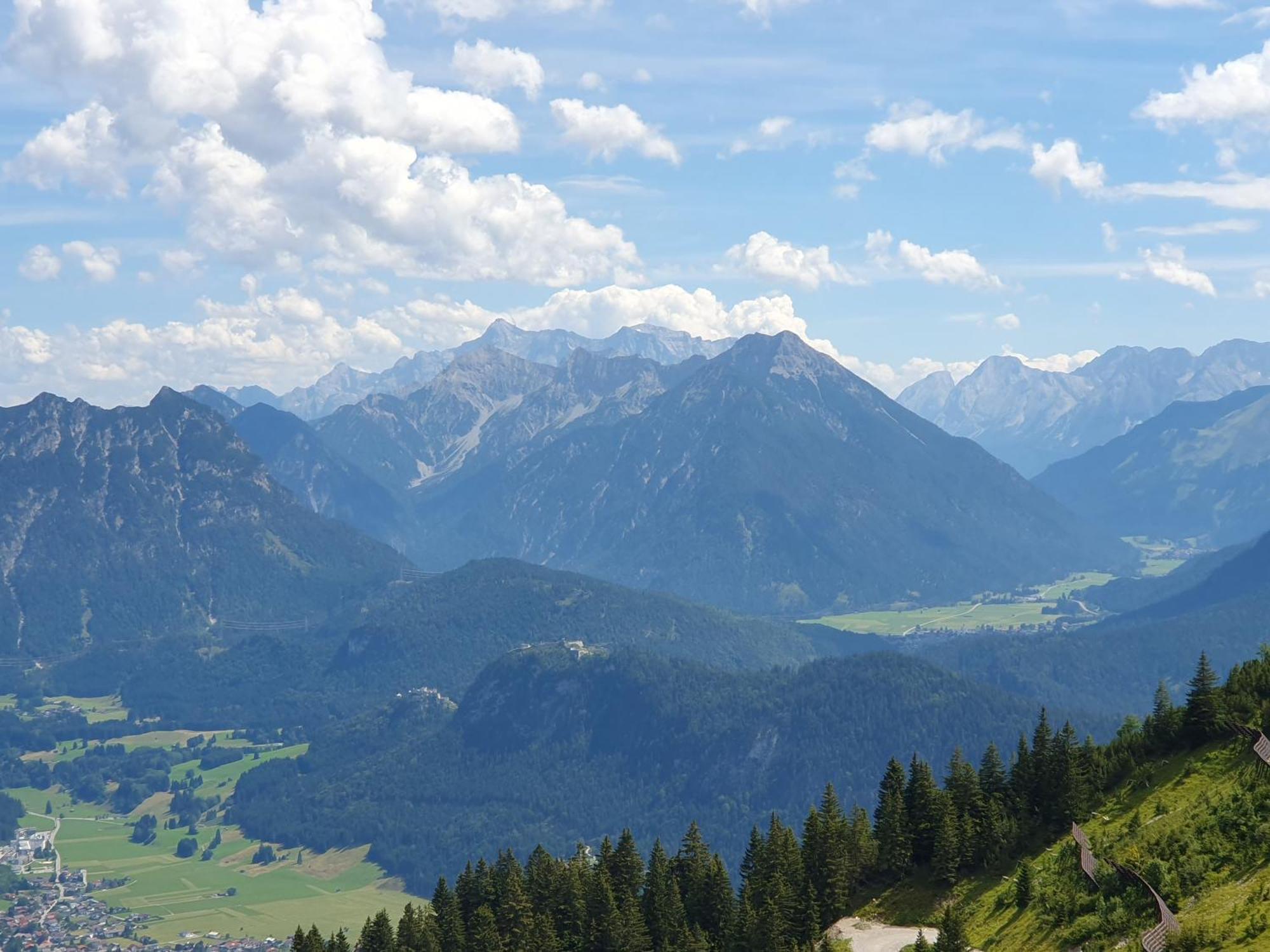 Ferienwohnung Tiroler Auszeit & Whirlpool Hofen ภายนอก รูปภาพ
